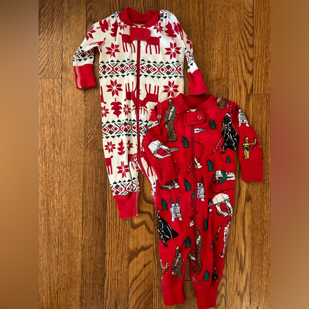 Hanna Andersson holiday zip sleeper bundle